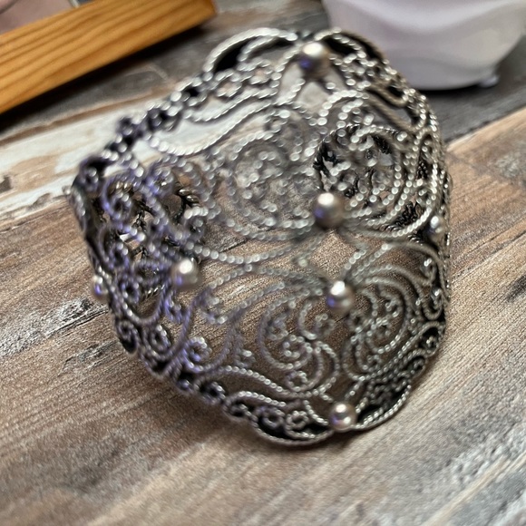 Bracelet - Picture 2 of 3